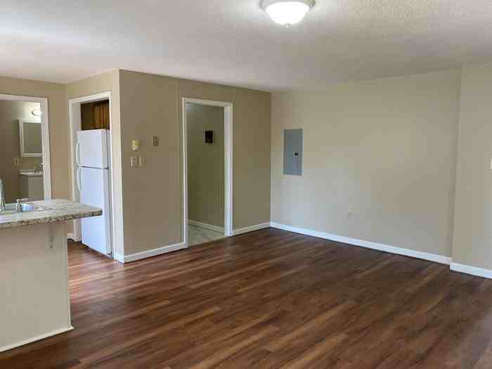 241 Winslow St #2C - Photo 6 of 13