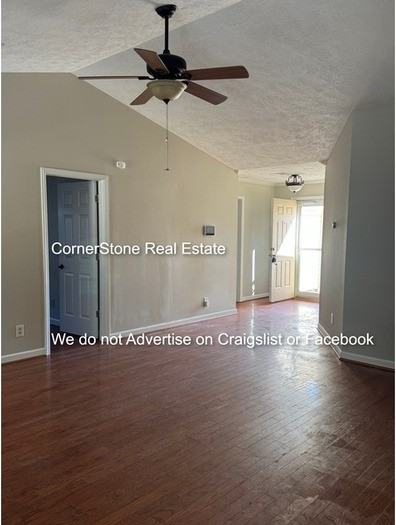 5776 Pepperbush Dr - Photo 4 of 26