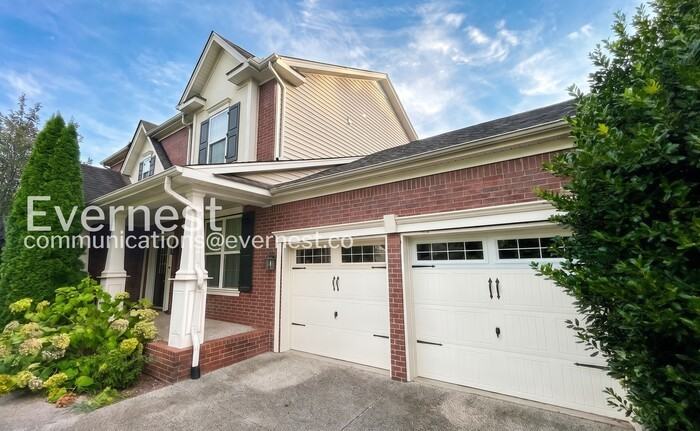 1237 Broadgate Dr - Photo 2 of 32