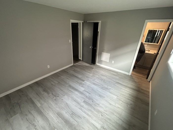 401 S Parkway Dr #401-04 - Photo 6 of 7