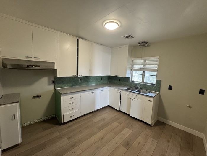 2845 W Palm Ln - Photo 6 of 18