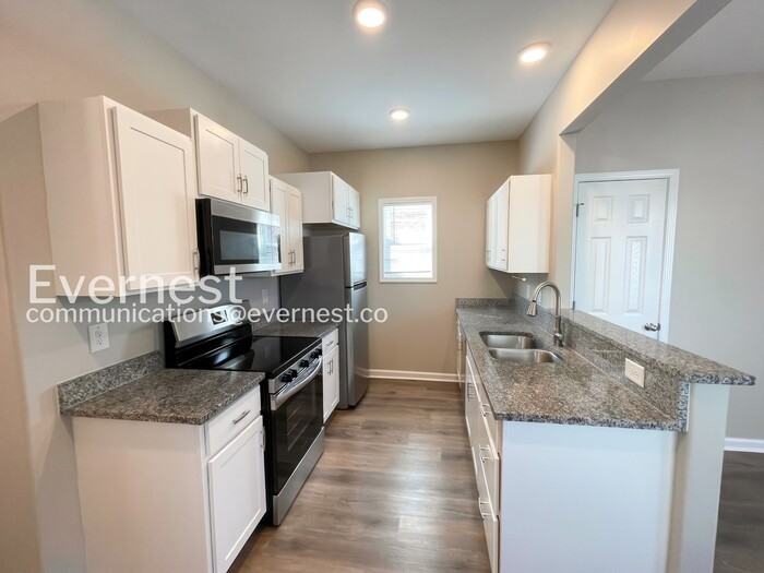 539 9th St - Photo 6 of 26