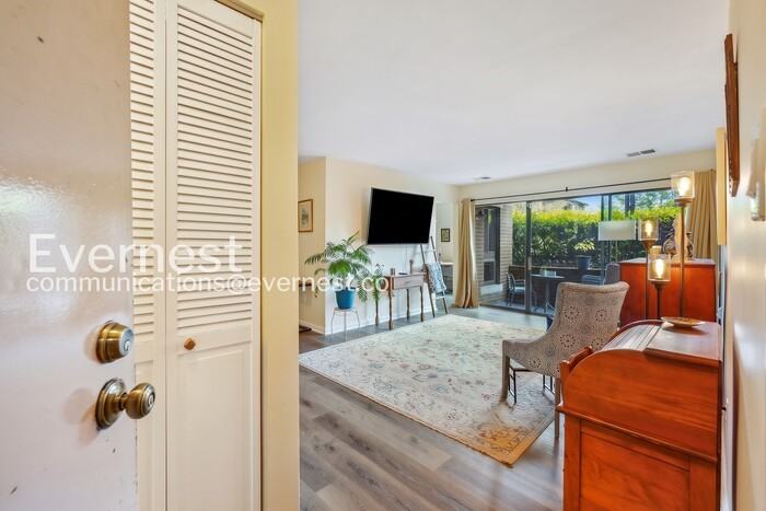 541 Florida Ave - Photo 2 of 29