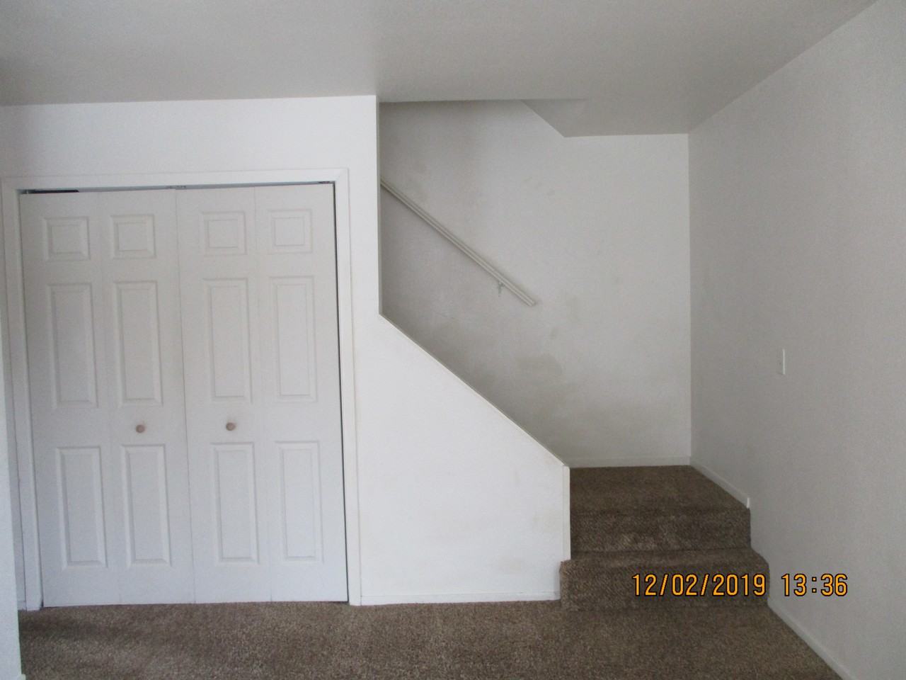 343 Sweetwater Cir #B - Photo 3 of 9