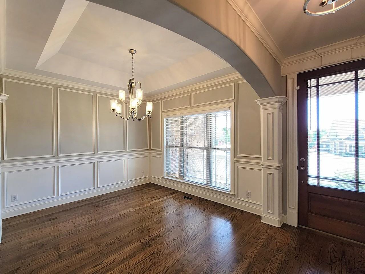 8263 Robertsview Dr #NA - Photo 4 of 36
