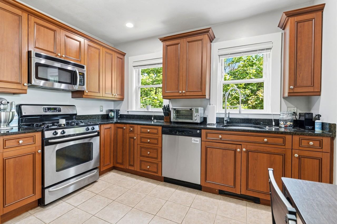 314 Water St #6 - Photo 3 of 13