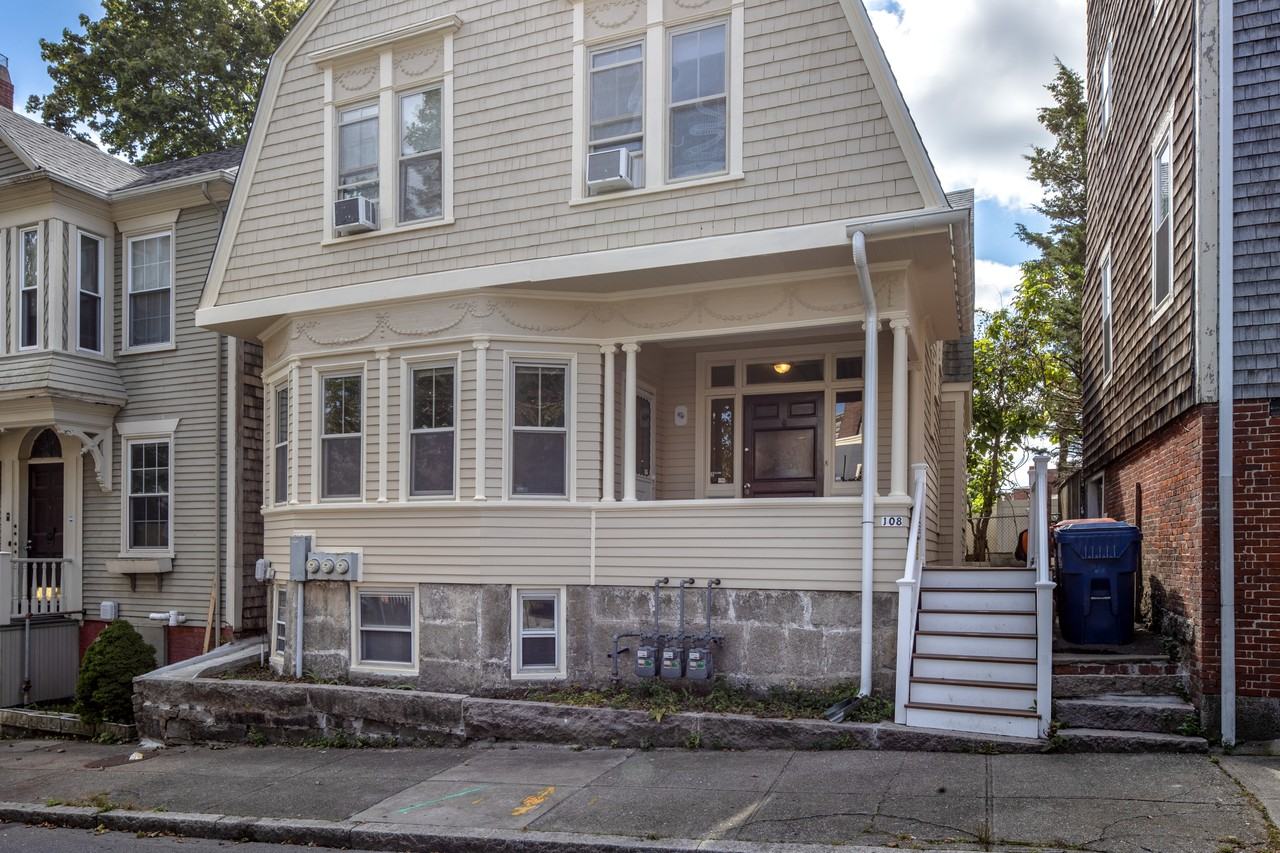 108 School St #1 - Photo 3 of 11