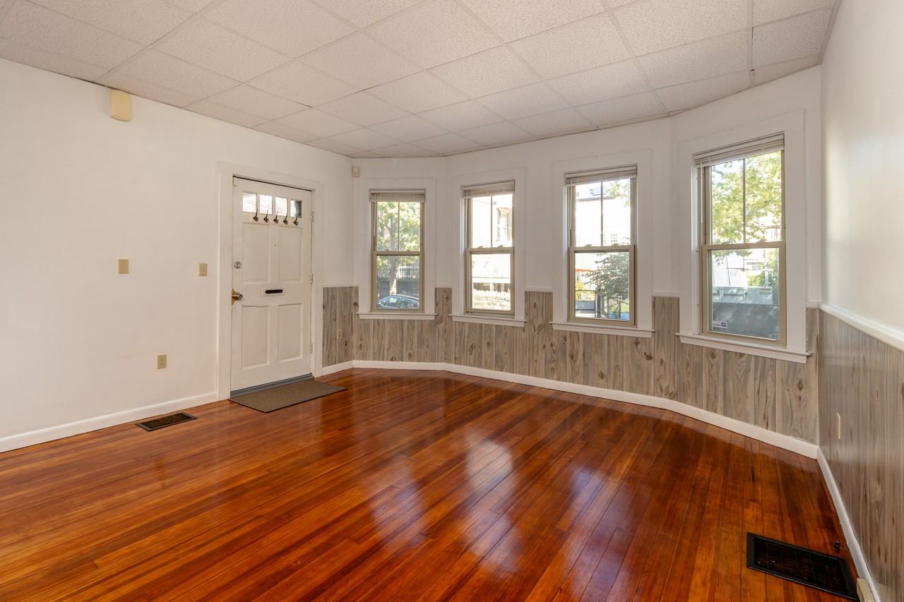 108 School St #1 - Photo 4 of 11