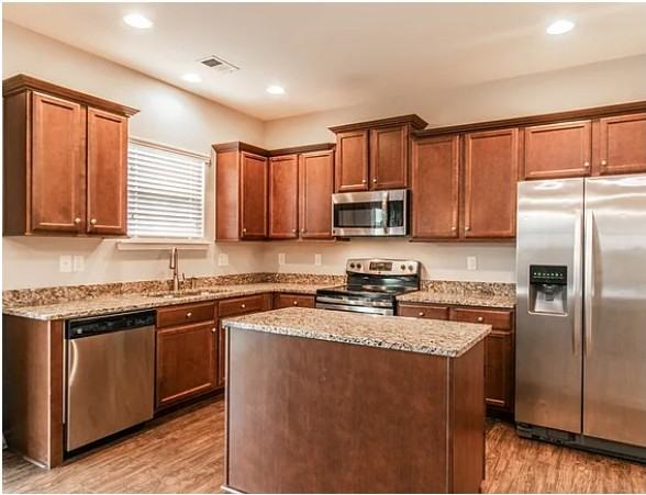 217 Hartleigh Dr #NA - Photo 2 of 7