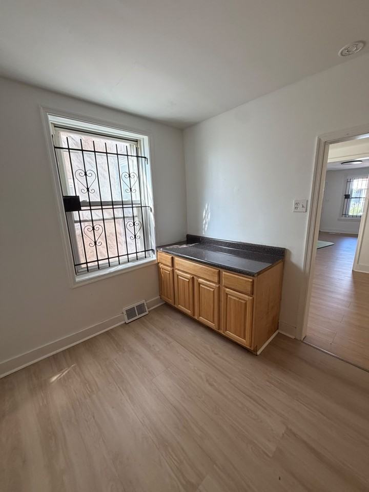 6016 Media St #NA - Photo 2 of 13