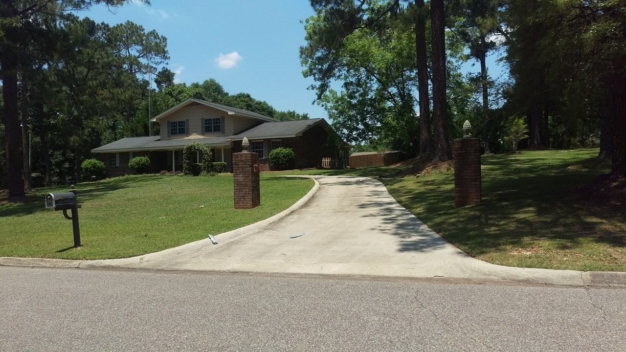 3002 Evans Dr #NA - Photo 2 of 2