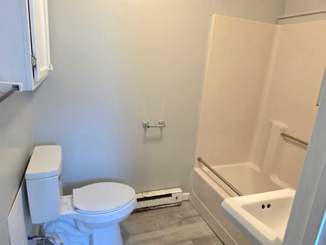 319 E College St #3 - Photo 2 of 14