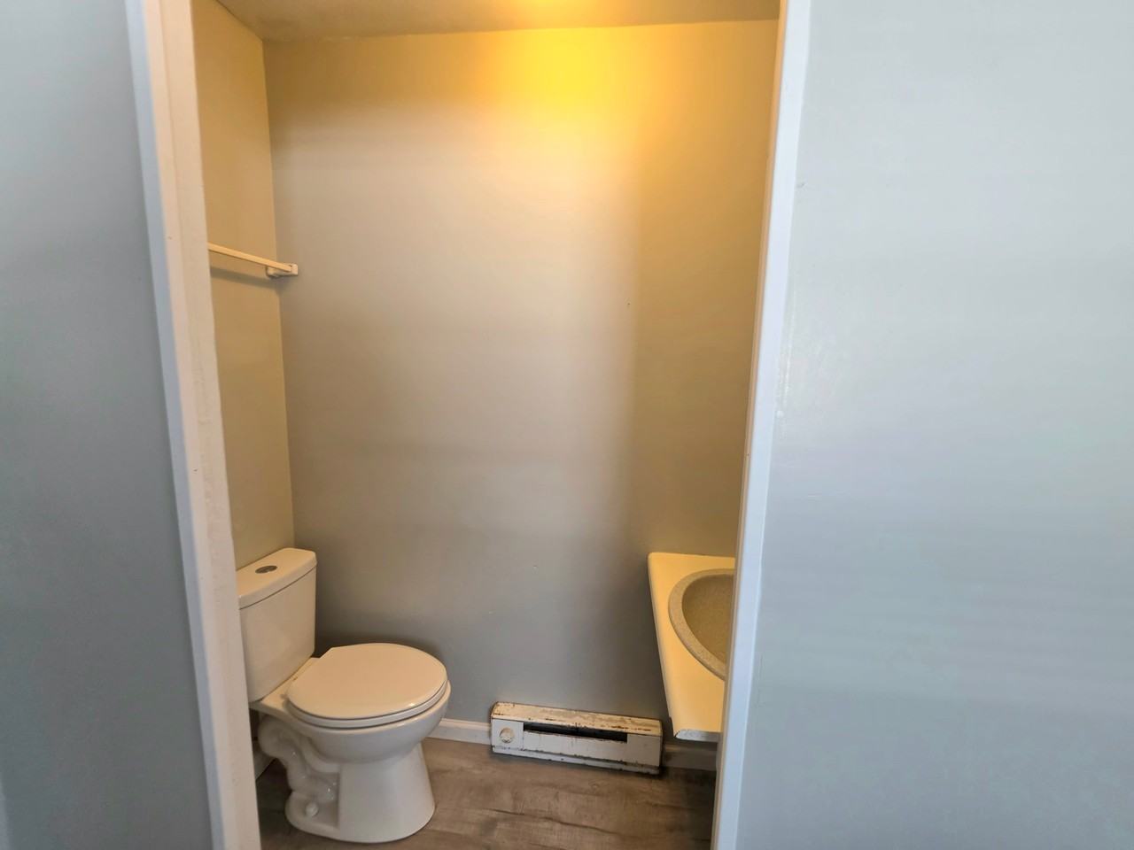 319 E College St #2 - Photo 4 of 14