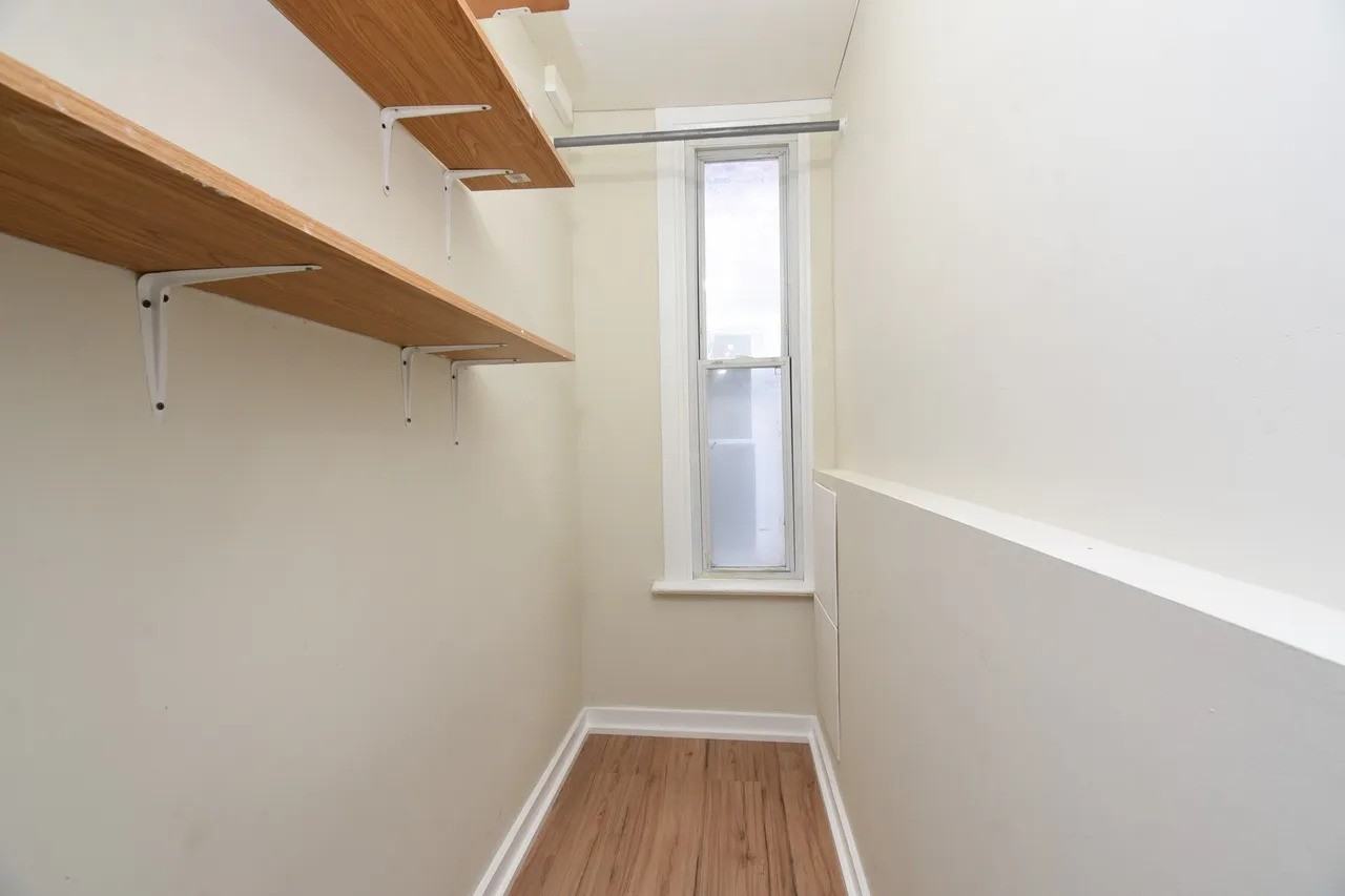 2106 N Whipple St #1 - Photo 3 of 18