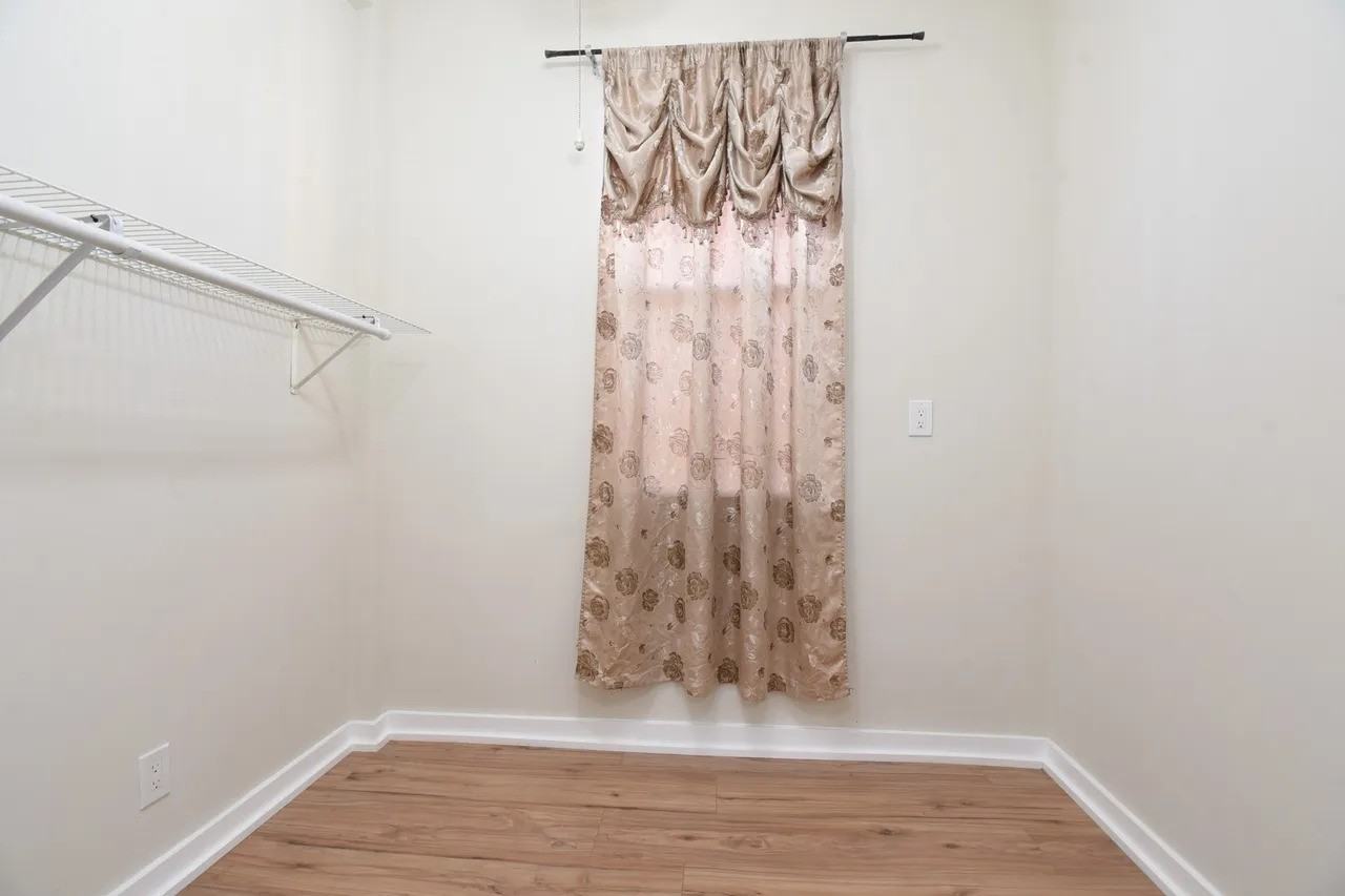 2106 N Whipple St #1 - Photo 7 of 18
