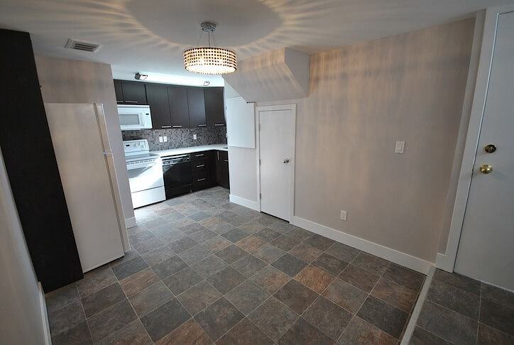 7915 B - 7915 101 Avenue Northwest - Photo 6 of 22