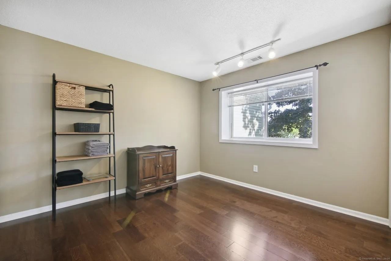 109 Summer Hill Dr #109 - Photo 6 of 17