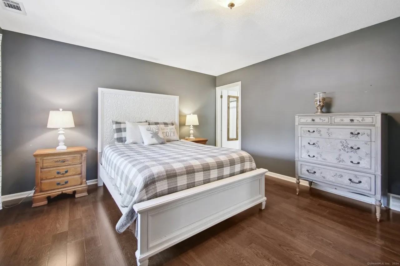 109 Summer Hill Dr #109 - Photo 7 of 17