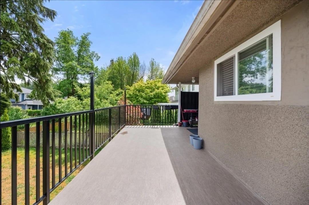 1106 Duthie Avenue - Photo 7 of 14