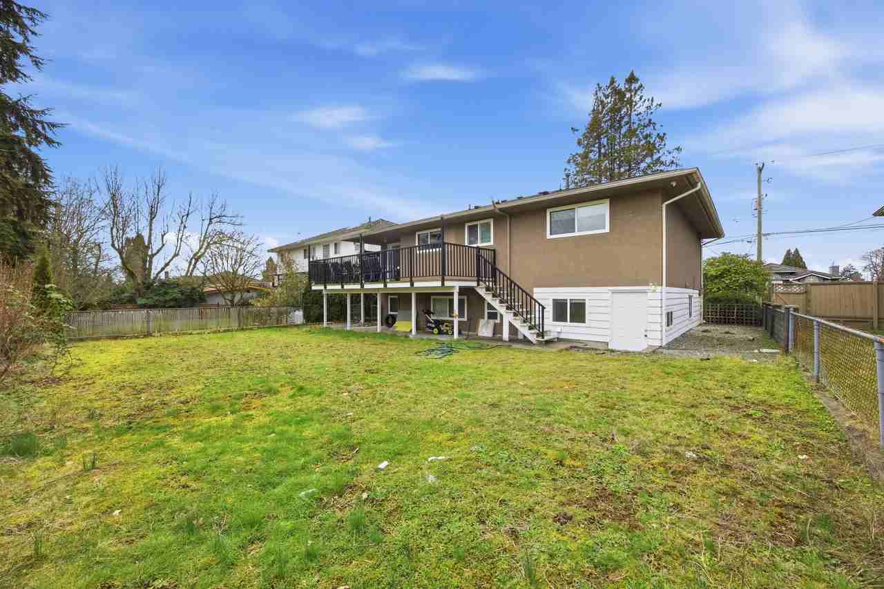1106 Duthie Avenue - Photo 2 of 14