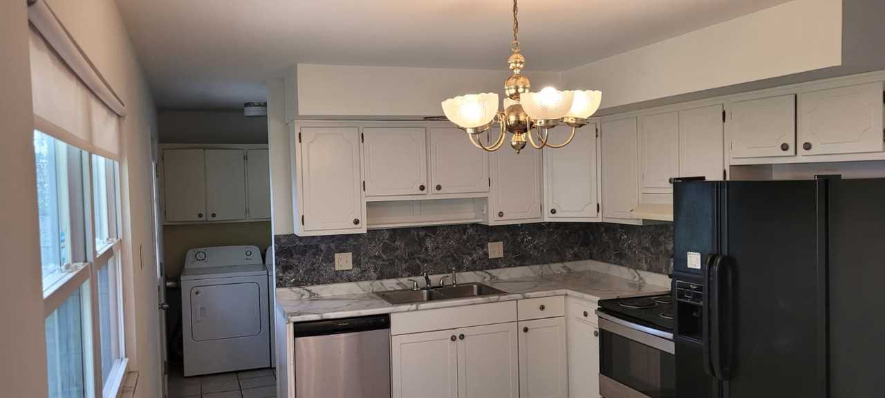 715 S Hickory Dr #NA - Photo 4 of 11