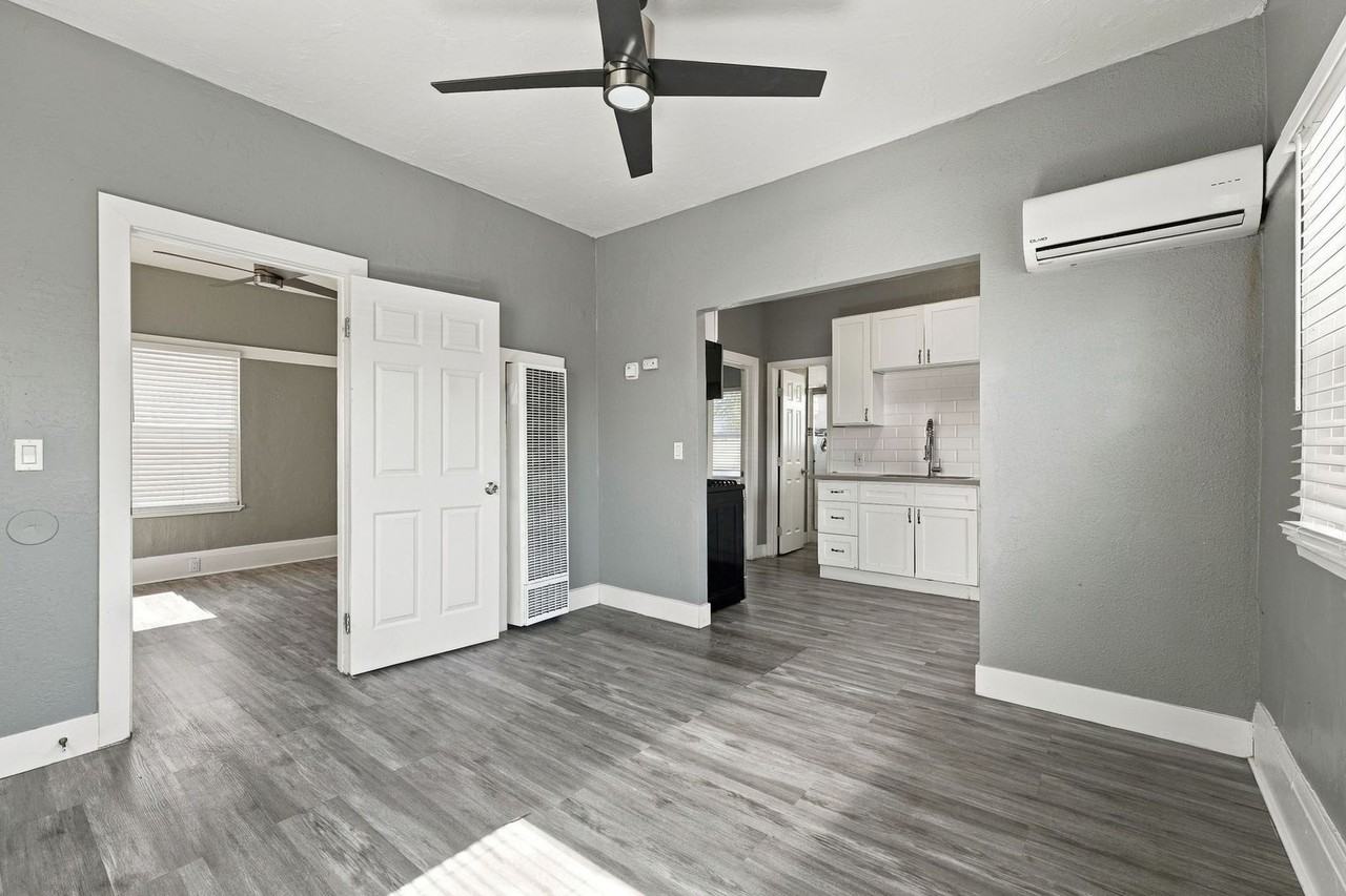 2982 26th Ave - Photo 4 of 36
