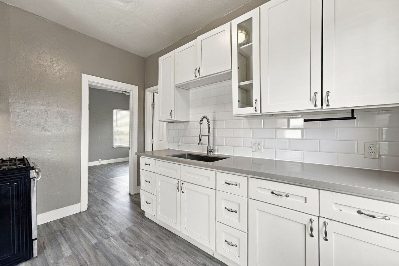 2982 26th Ave - Photo 5 of 36