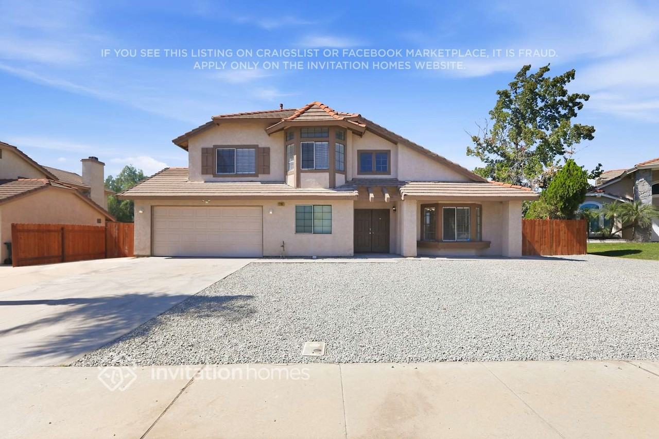 1785 Via Verde Dr