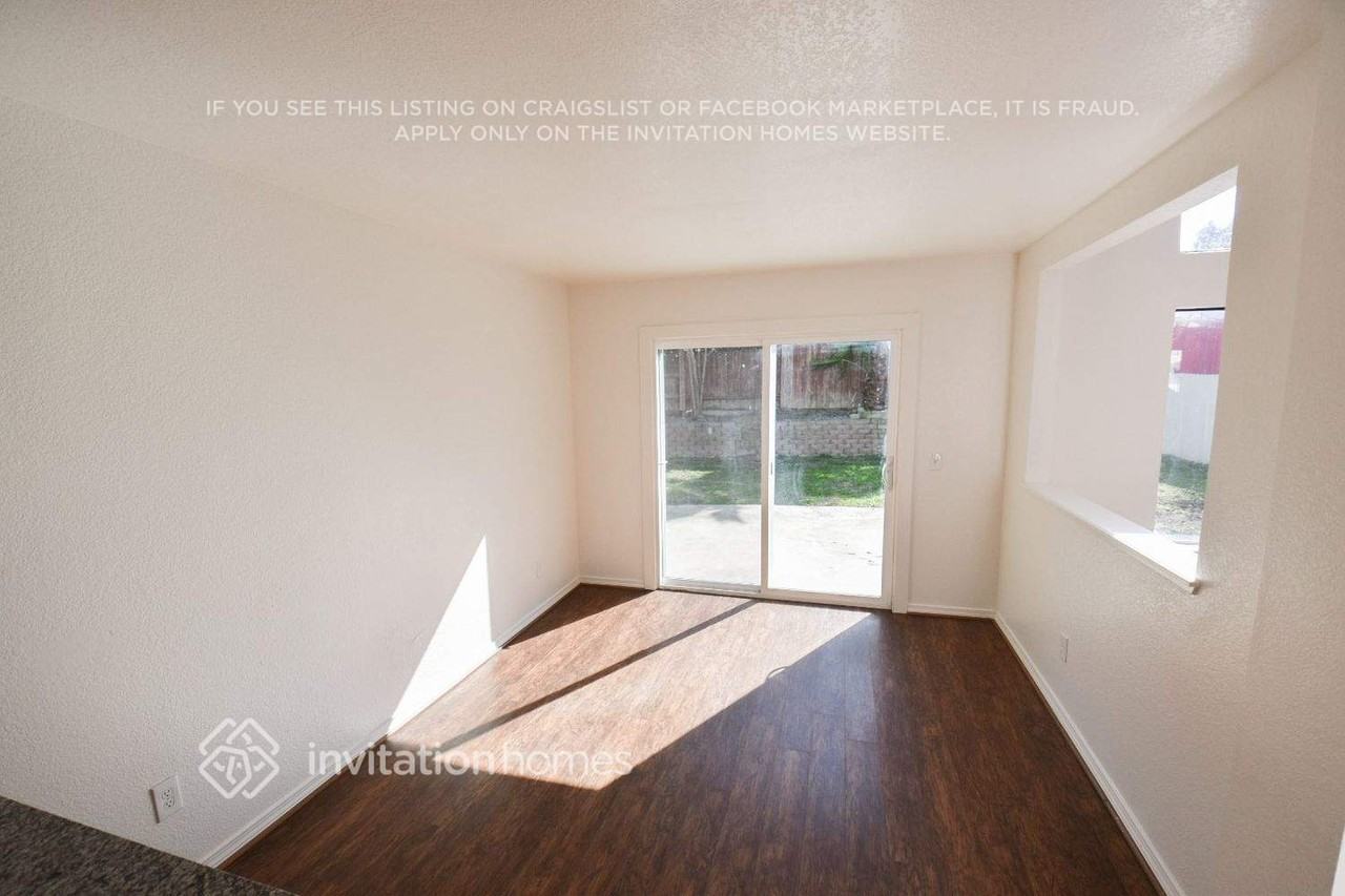 3032 Danehurst Ct - Photo 6 of 12