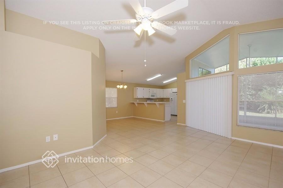 447 Emerald Cove Loop - Photo 5 of 18