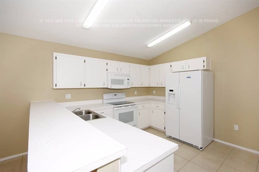 447 Emerald Cove Loop - Photo 6 of 18
