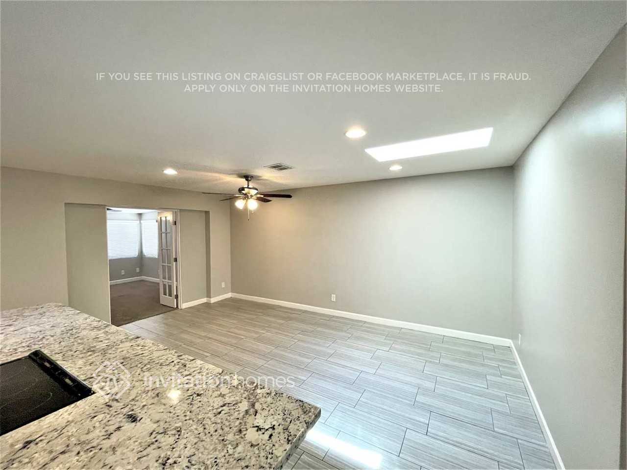 8708 E Palm Ln - Photo 5 of 15