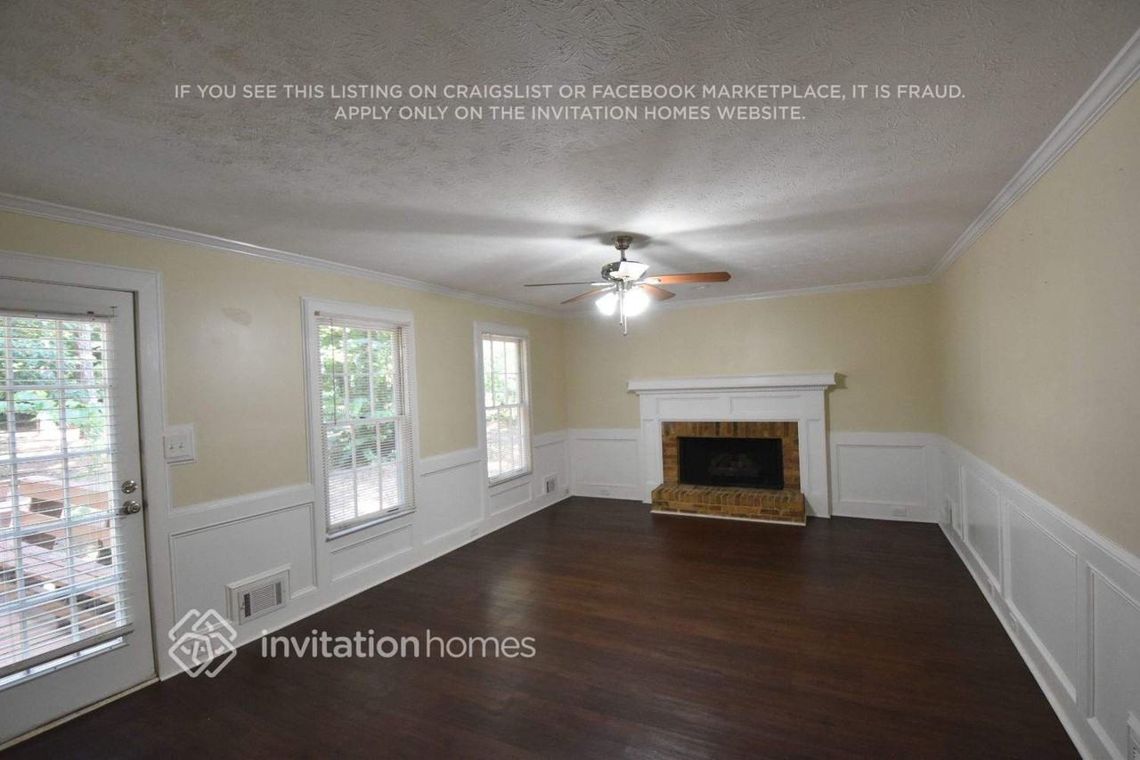 3625 Warwick Way - Photo 2 of 12