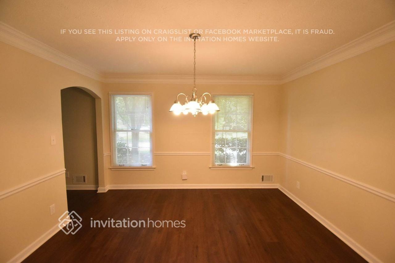 3625 Warwick Way - Photo 3 of 12