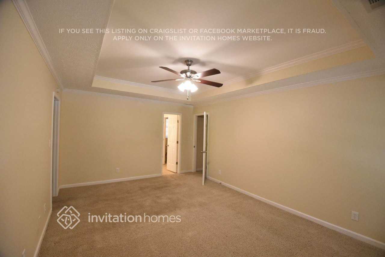 3625 Warwick Way - Photo 5 of 12