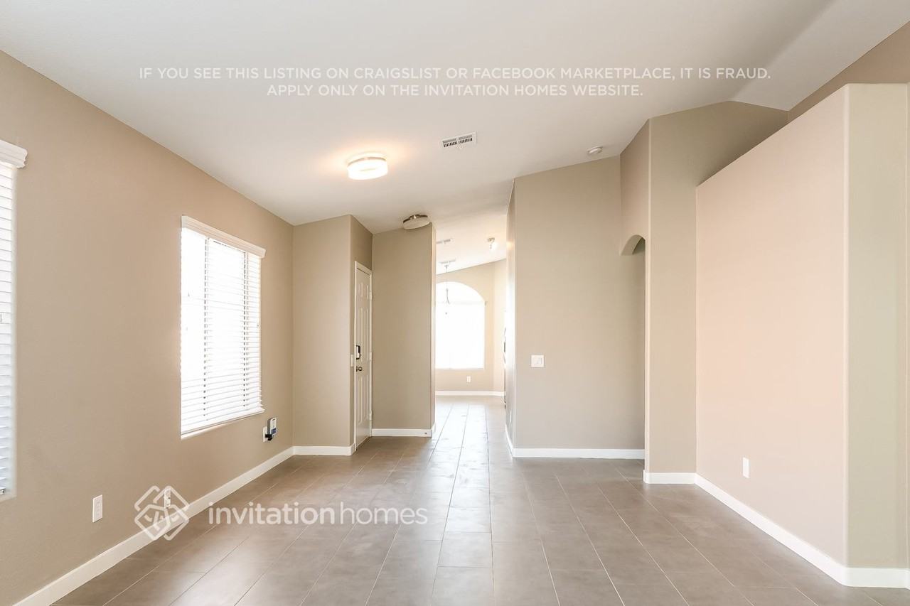 7928 Turtle Island Ct - Photo 6 of 21