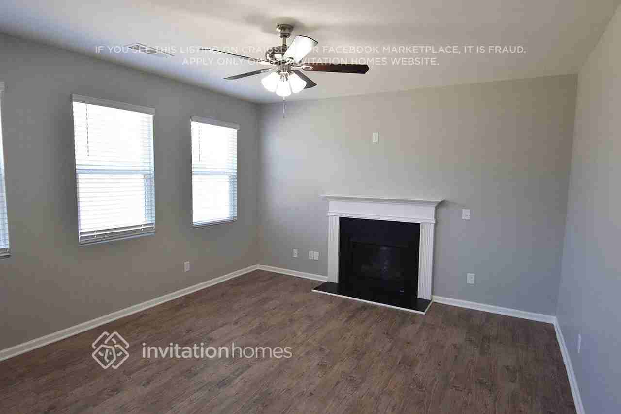 15 Valley Brook Way - Photo 4 of 14