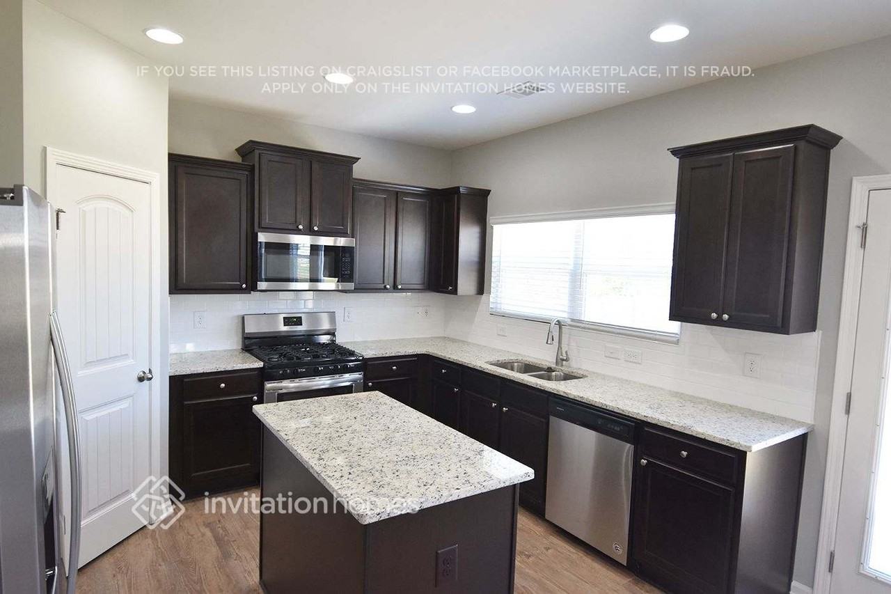15 Valley Brook Way - Photo 5 of 14