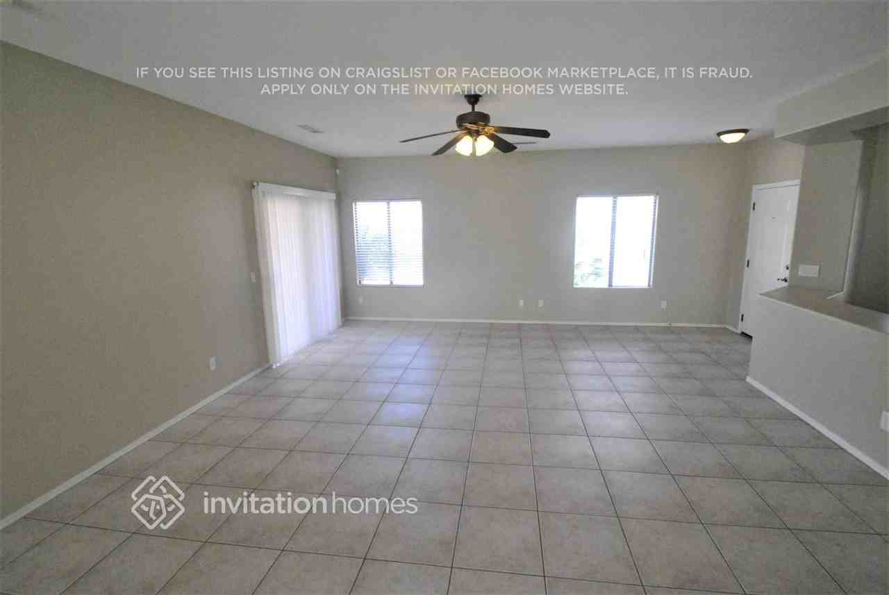 1018 S 4th Ave - Photo 3 of 11