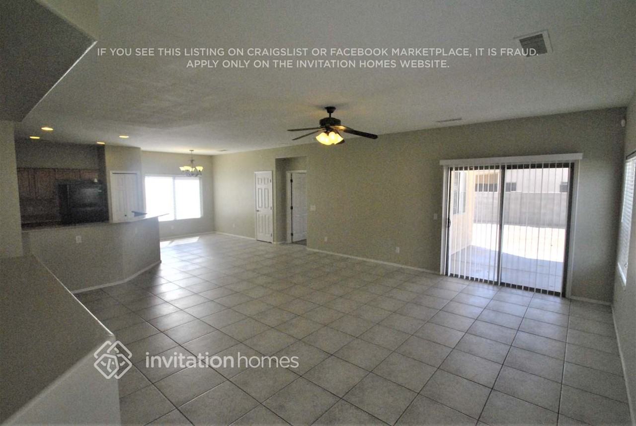 1018 S 4th Ave - Photo 4 of 11