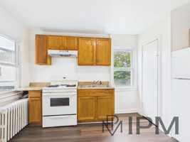 featured image of 36 N Hartley St