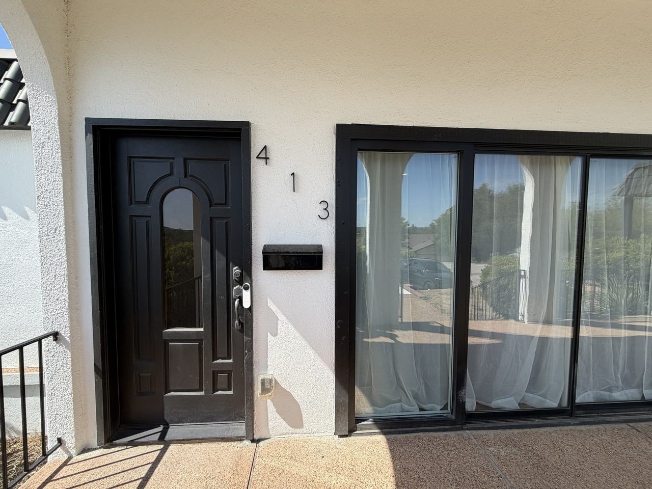 413 Seawind #1 - Photo 3 of 10