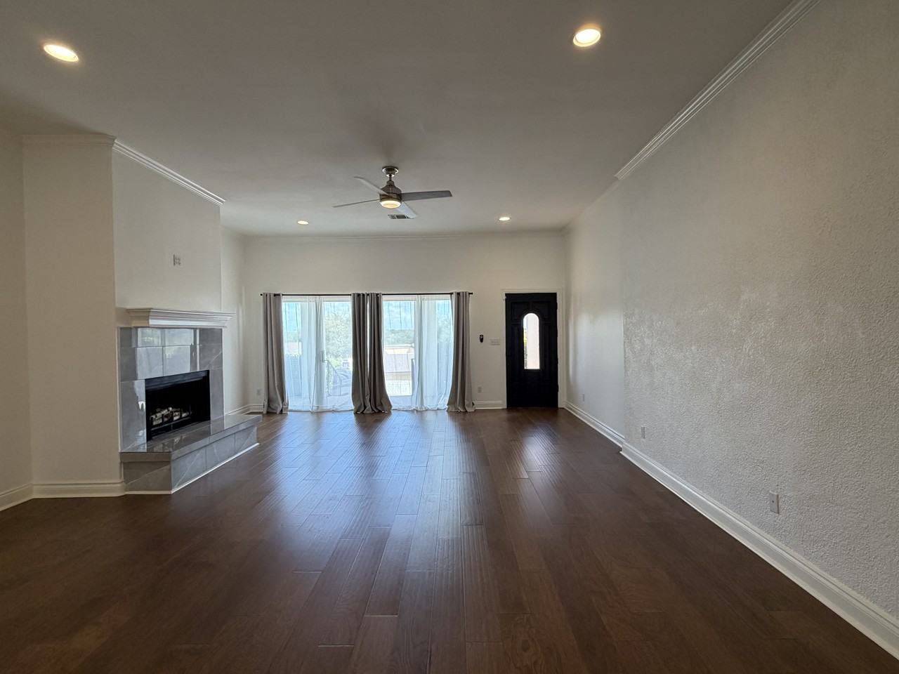 413 Seawind #1 - Photo 6 of 10