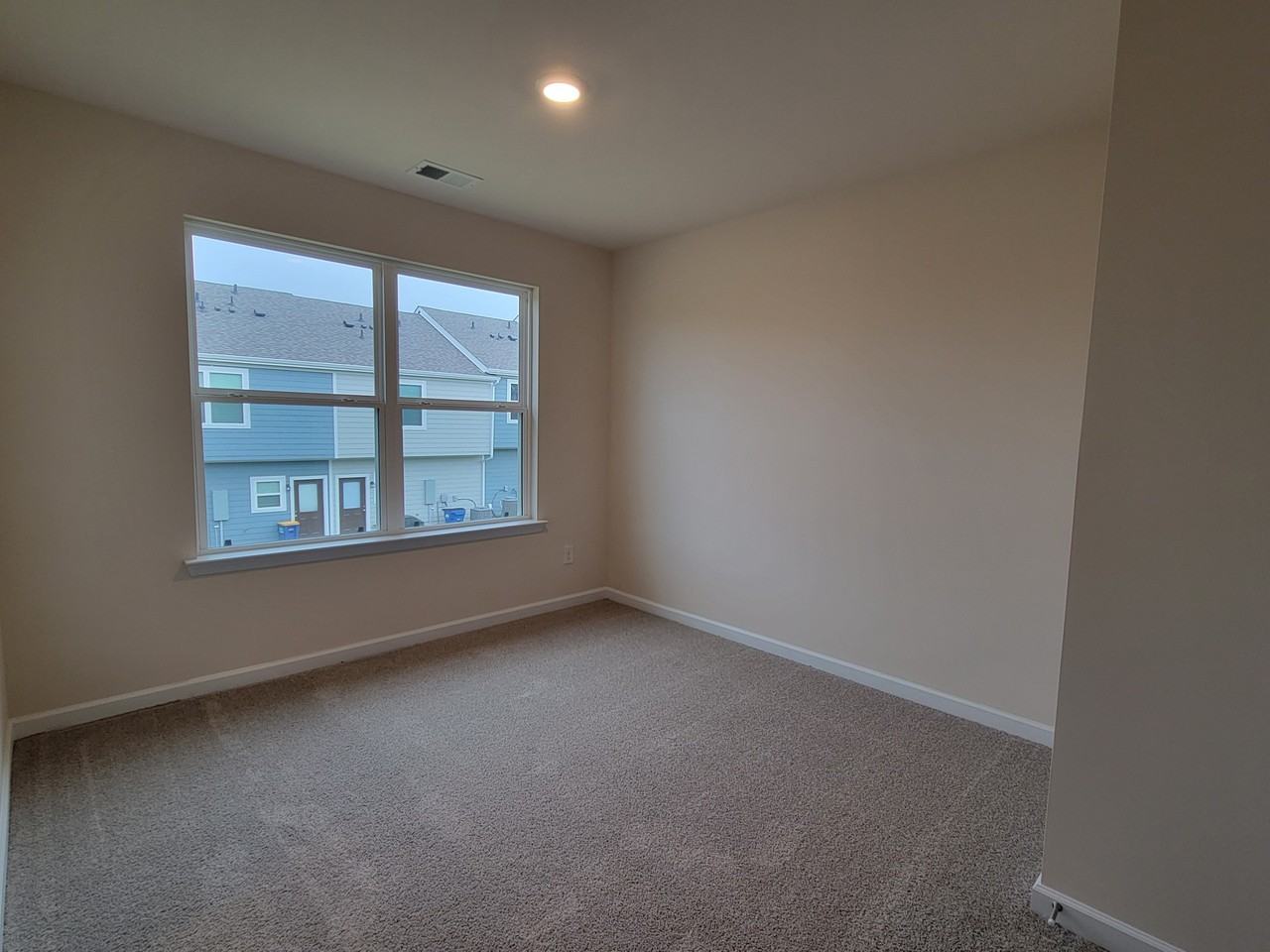 4074 Cody Dr #1 - Photo 3 of 9