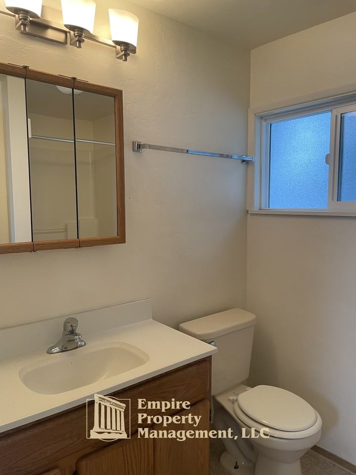 1950 Taft St #1 - Photo 4 of 15