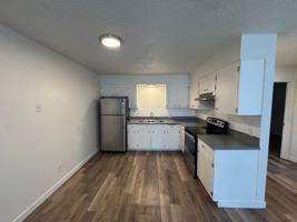 featured image of 211 S Whipple Rd