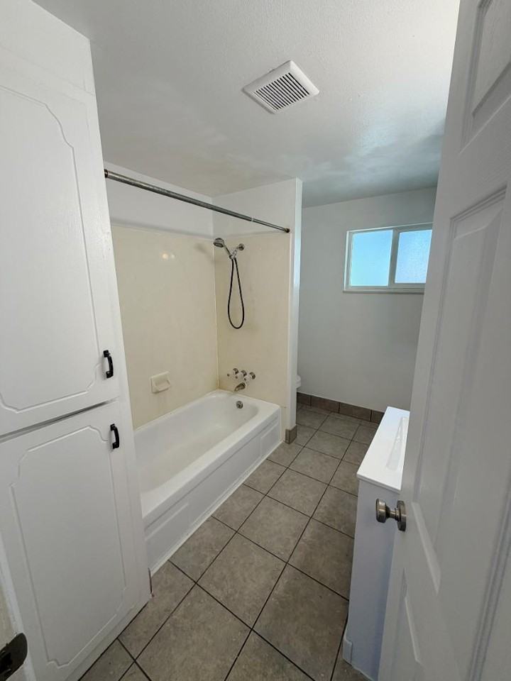 763 N 200 E - Photo 6 of 10