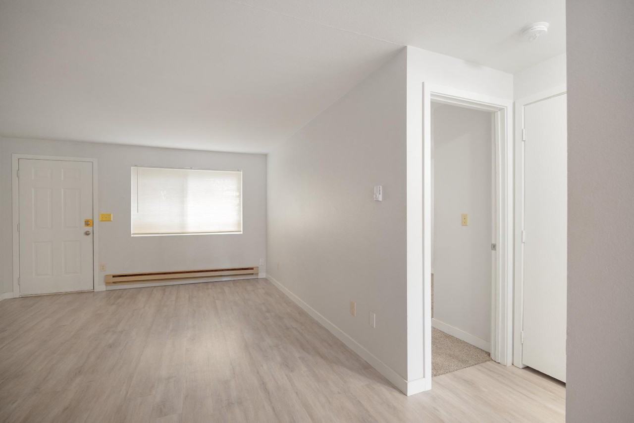 602 N 3rd St - Photo 5 of 13