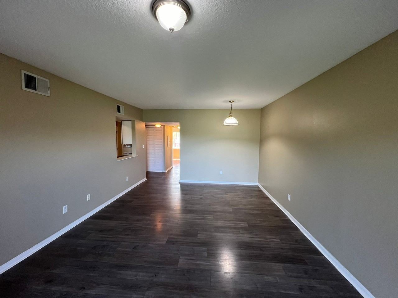 516 516 Villa Del Sol CircleUnit #1 - Photo 5 of 23