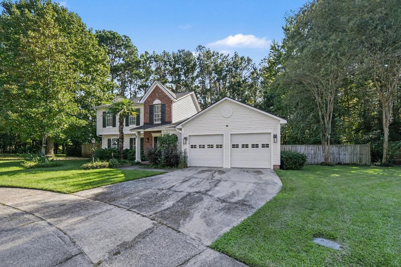 105 Kitridge Pt - Photo 2 of 11